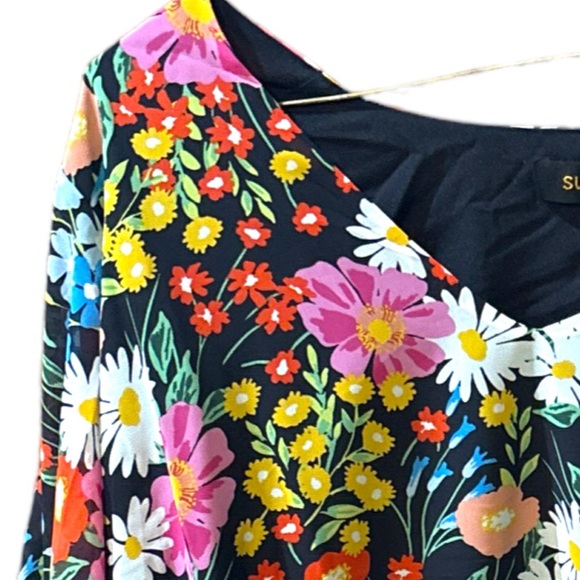 Sugarlips Lupita Floral Ways Balloon Sleeve Blouse - Picture 4 of 16